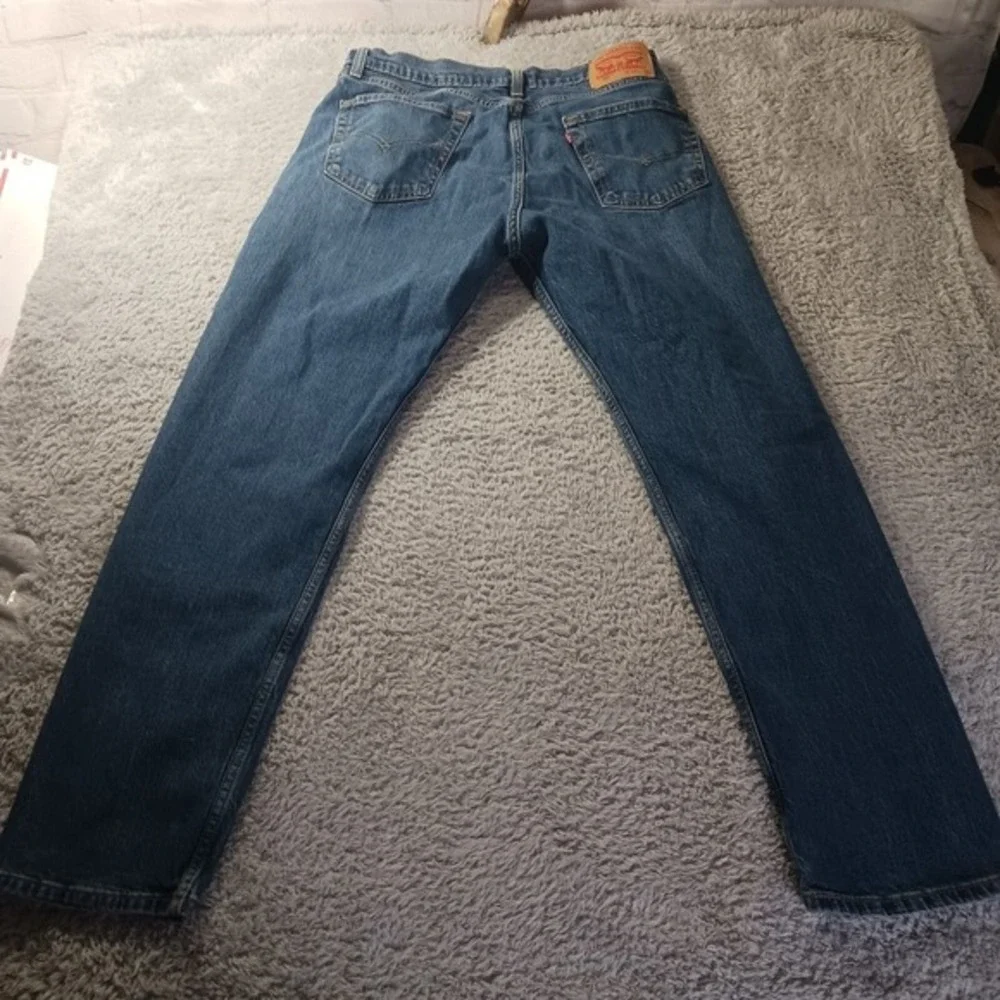 Levi's 550 Relaxed Fit Jeans Men's 32x30 (Tag 34x32) Medium‎ Wash Classic Denim